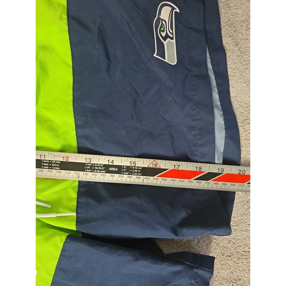 Seattle Seahawks NFL Team Apparel Extra Large Board Shorts XL Swim Trunks Men